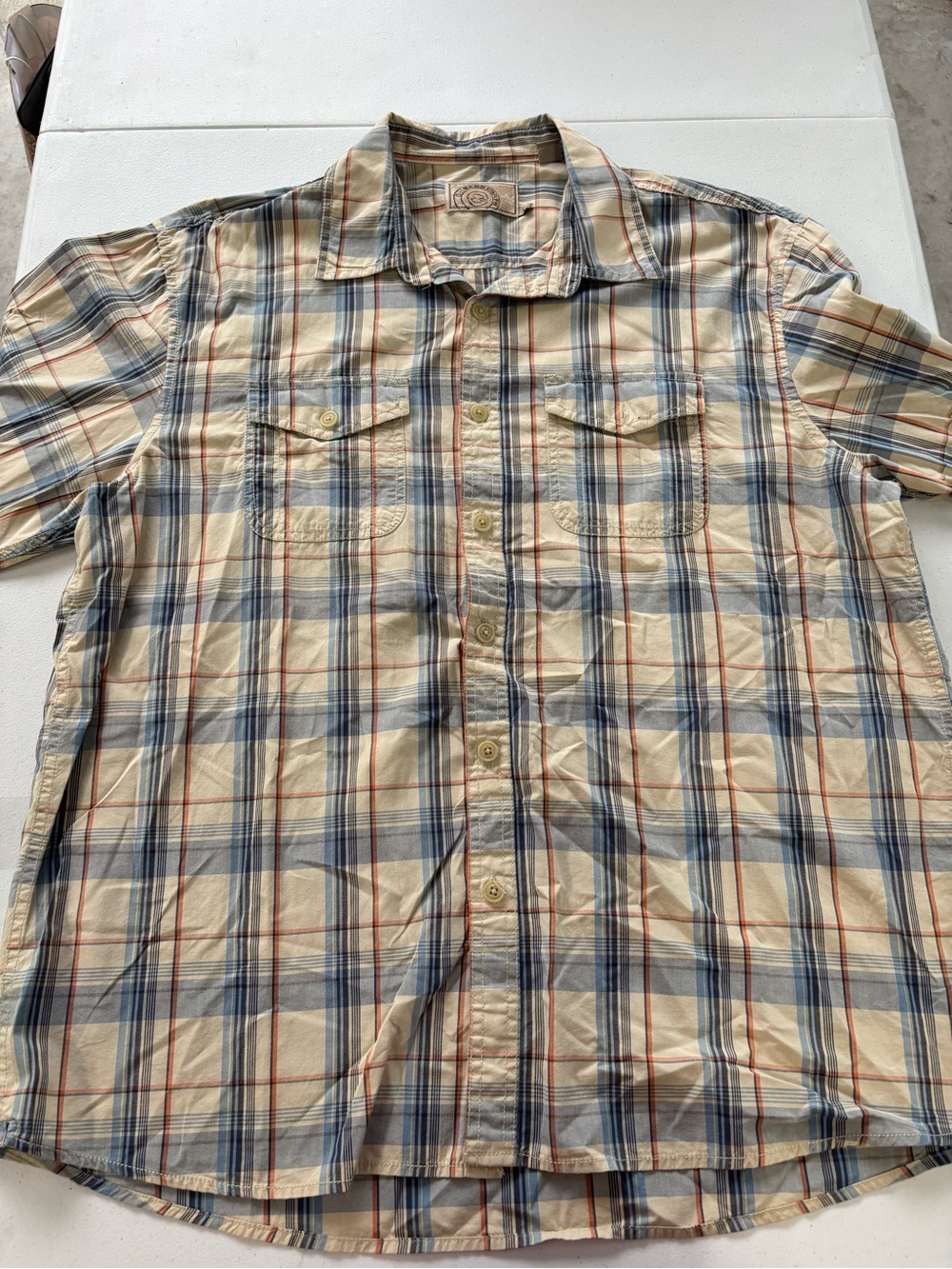 Men's Long-Sleeve Plaid Button-Down Shirt in Beige and Blue